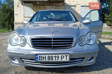 Седан Mercedes-Benz C-Class 2005 в Ізмаїлі