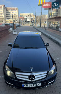 Седан Mercedes-Benz C-Class 2010 в Черновцах