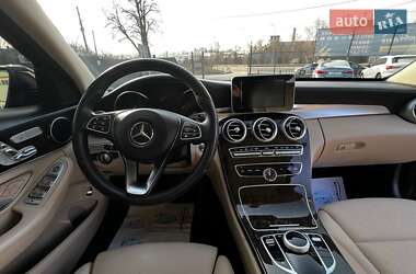Седан Mercedes-Benz C-Class 2017 в 