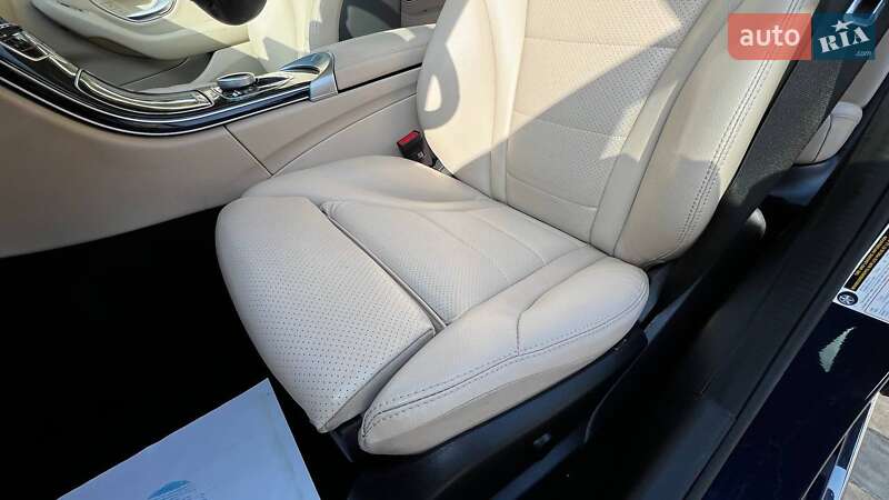 Седан Mercedes-Benz C-Class 2017 в Львове