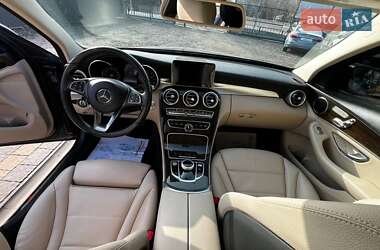Седан Mercedes-Benz C-Class 2017 в 
