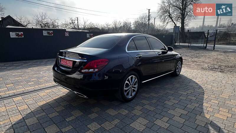 Седан Mercedes-Benz C-Class 2017 в Львове