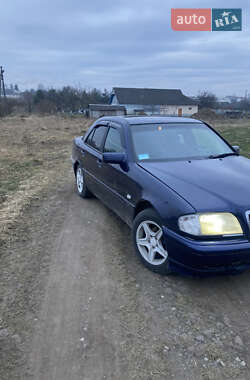 Седан Mercedes-Benz C-Class 1993 в Калуше