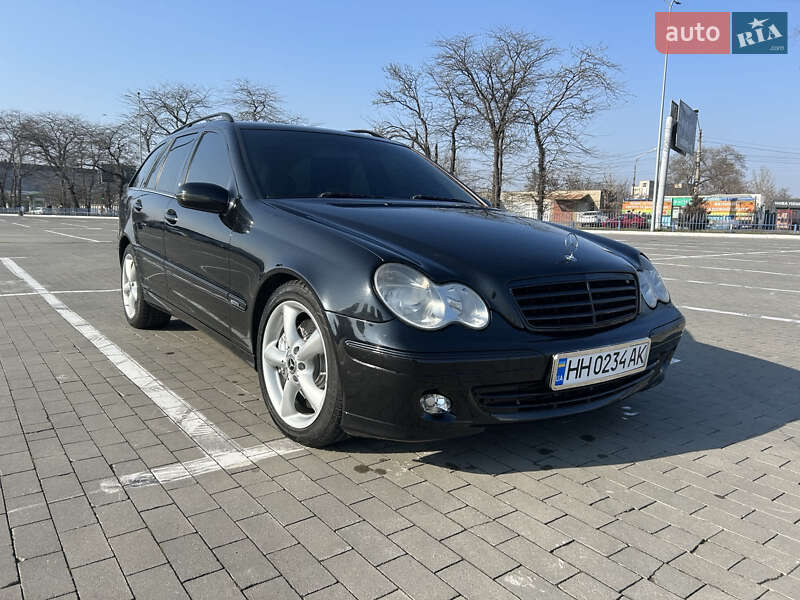 Mercedes-Benz C-Class 2006
