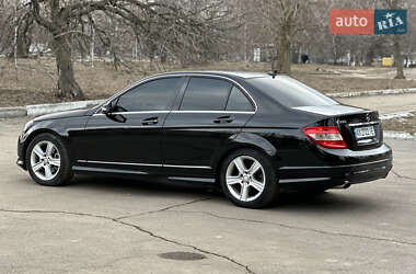Седан Mercedes-Benz C-Class 2010 в 
