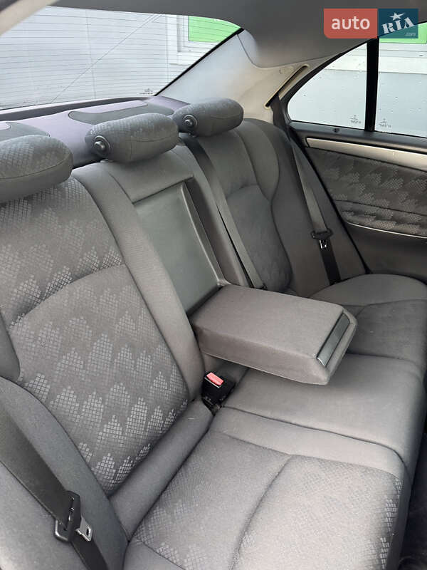 Седан Mercedes-Benz C-Class 2003 в Мукачево