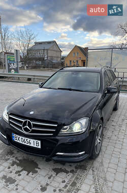 Універсал Mercedes-Benz C-Class 2013 в 