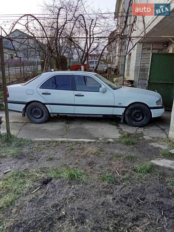 Седан Mercedes-Benz C-Class 1996 в 