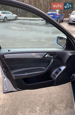 Седан Mercedes-Benz C-Class 2005 в 