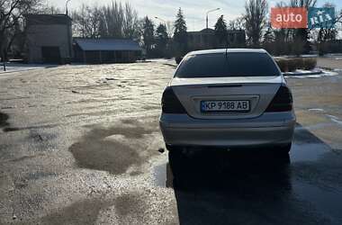 Седан Mercedes-Benz C-Class 2001 в Запоріжжі