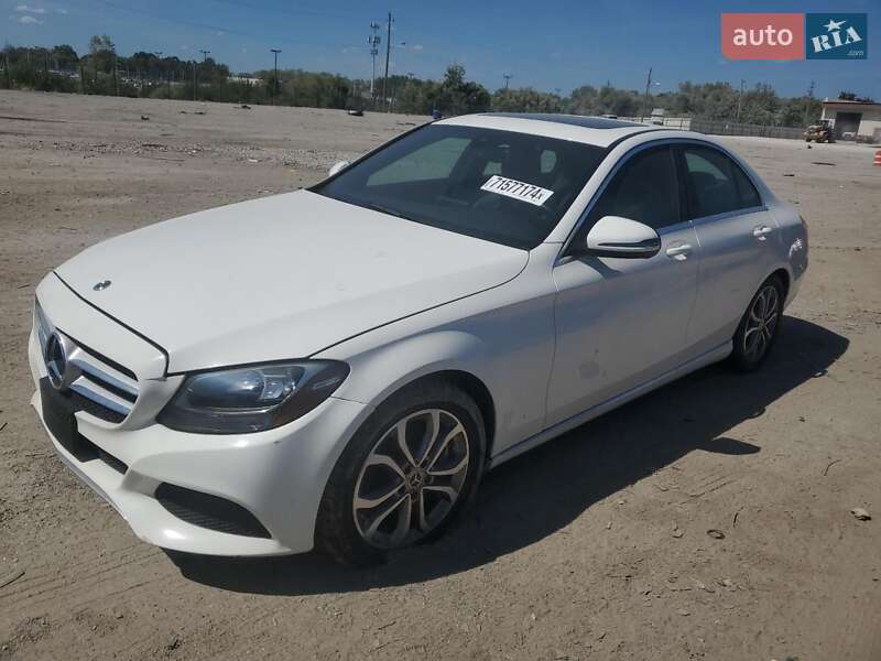 Седан Mercedes-Benz C-Class 2018 в Ровно