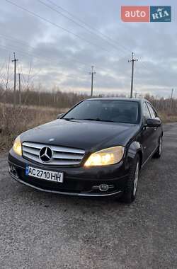 Седан Mercedes-Benz C-Class 2011 в 