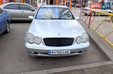 Седан Mercedes-Benz C-Class 2001 в 
