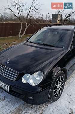 Універсал Mercedes-Benz C-Class 2006 в Калуші