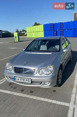 Седан Mercedes-Benz C-Class 2005 в 