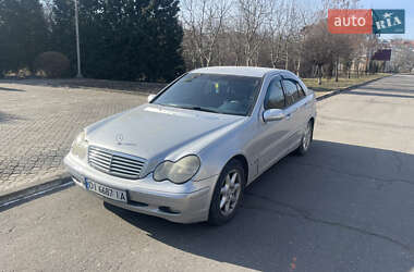 Седан Mercedes-Benz C-Class 2001 в Калуше