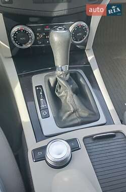 Универсал Mercedes-Benz C-Class 2010 в 