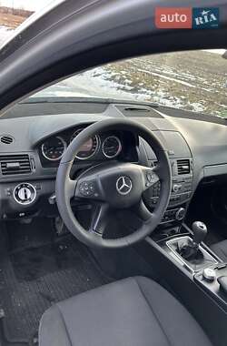 Универсал Mercedes-Benz C-Class 2010 в 