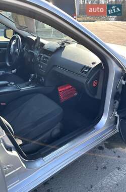 Универсал Mercedes-Benz C-Class 2007 в 