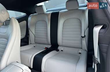 Купе Mercedes-Benz C-Class 2016 в 