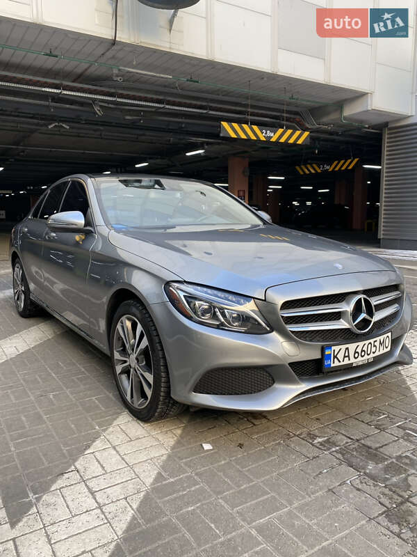 Седан Mercedes-Benz C-Class 2015 в Киеве