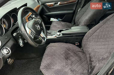 Седан Mercedes-Benz C-Class 2011 в 