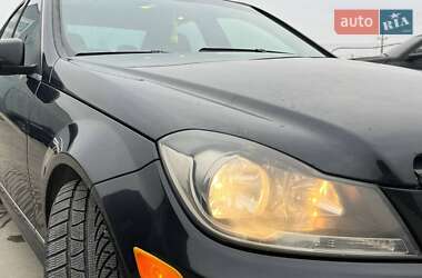 Седан Mercedes-Benz C-Class 2011 в 