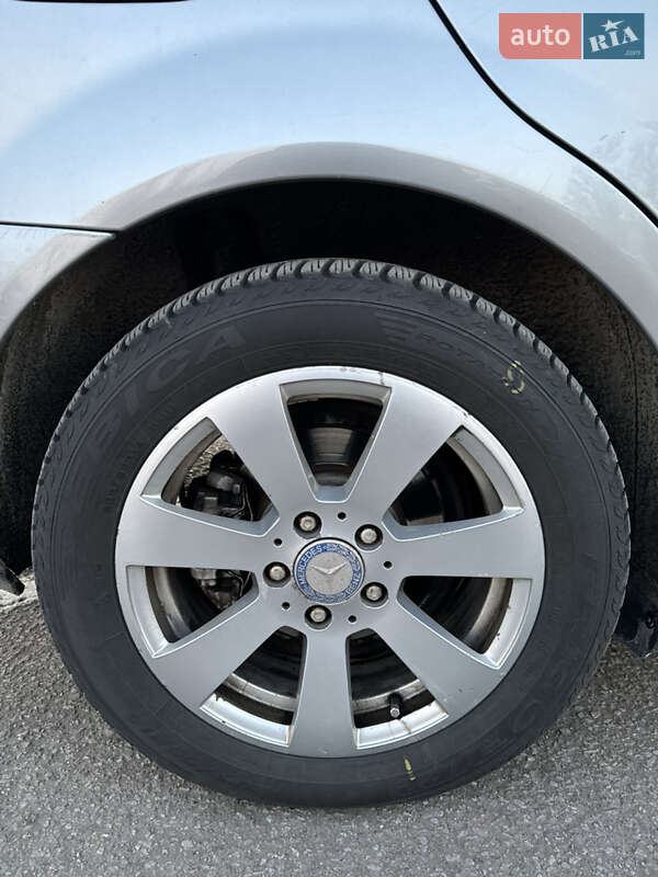 Универсал Mercedes-Benz C-Class 2010 в Житомире фото 24 Универсал Mercedes-Benz C-Class 2010 в Житомире