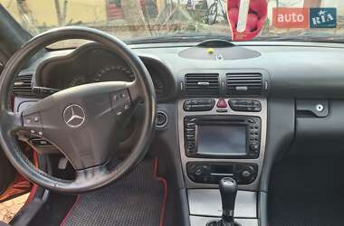Купе Mercedes-Benz C-Class 2002 в 