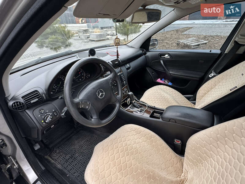 Седан Mercedes-Benz C-Class 2004 в Хмельницком