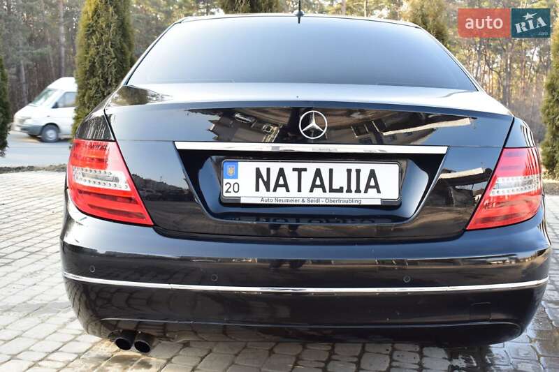 Седан Mercedes-Benz C-Class 2011 в Бучаче фото 11 Седан Mercedes-Benz C-Class 2011 в Бучаче