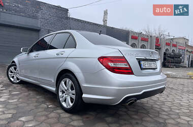 Седан Mercedes-Benz C-Class 2013 в Дніпрі