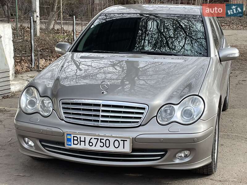 Седан Mercedes-Benz C-Class 2006 в Одессе фото 5 Седан Mercedes-Benz C-Class 2006 в Одессе