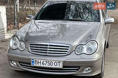 Седан Mercedes-Benz C-Class 2006 в 
