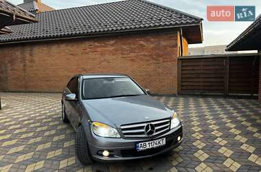 Седан Mercedes-Benz C-Class 2010 в Гайсину