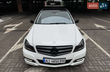 Седан Mercedes-Benz C-Class 2011 в Киеве