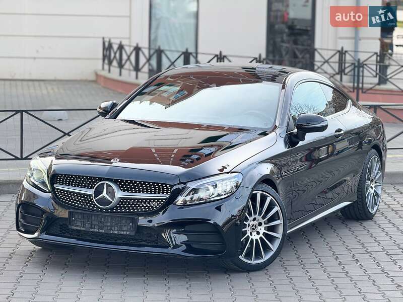 Купе Mercedes-Benz C-Class 2019 в 