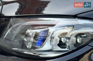 Купе Mercedes-Benz C-Class 2019 в 