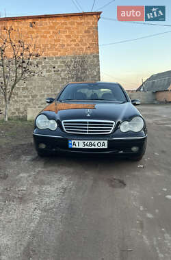 Седан Mercedes-Benz C-Class 2000 в 