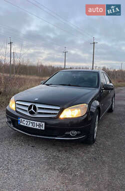 Седан Mercedes-Benz C-Class 2011 в 