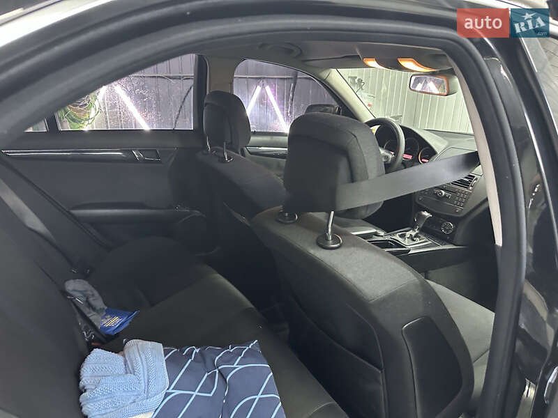 Седан Mercedes-Benz C-Class 2007 в Одессе