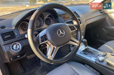 Универсал Mercedes-Benz C-Class 2010 в 