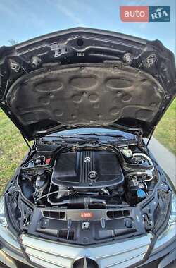 Универсал Mercedes-Benz C-Class 2011 в 