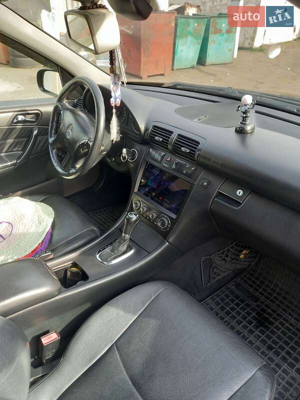 Универсал Mercedes-Benz C-Class 2006 в Измаиле