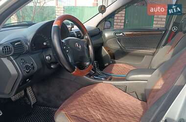 Седан Mercedes-Benz C-Class 2002 в 