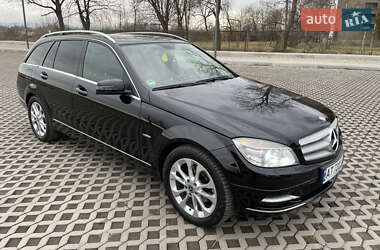 Универсал Mercedes-Benz C-Class 2010 в 