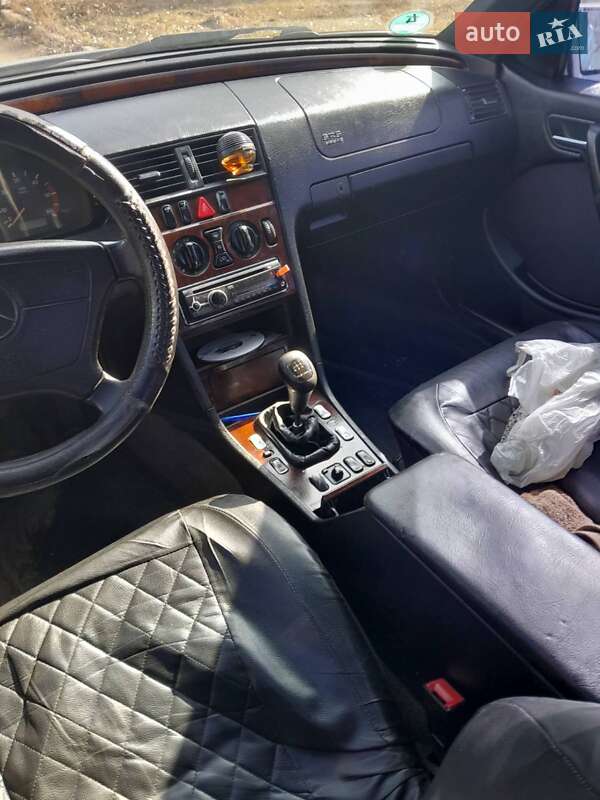 Седан Mercedes-Benz C-Class 1999 в Перещепине
