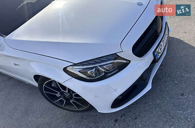 Седан Mercedes-Benz C-Class 2017 в 