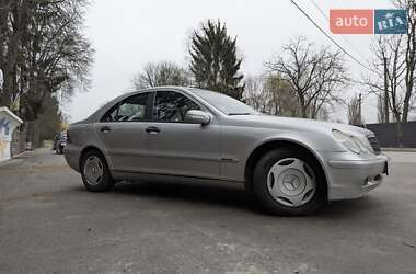 Седан Mercedes-Benz C-Class 2003 в 