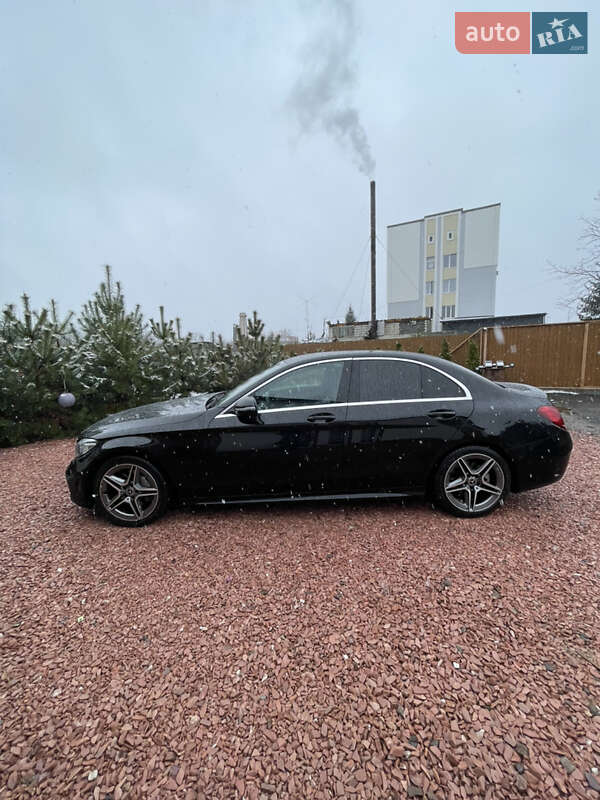 Седан Mercedes-Benz C-Class 2019 в Мостиске